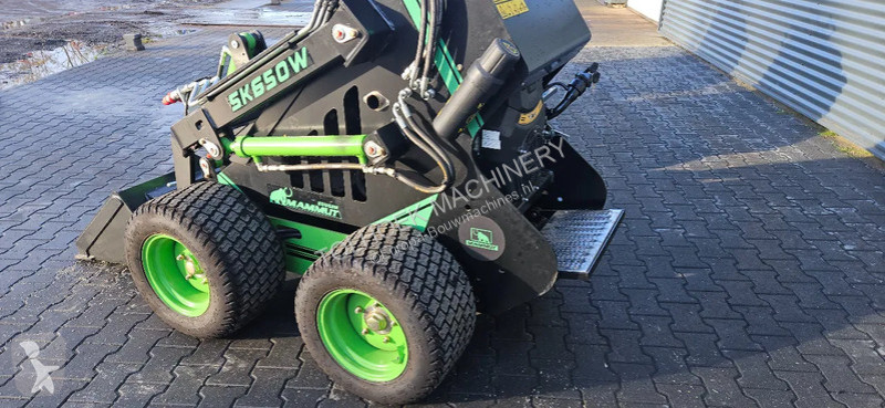 Nakladač  SK 650 SKIDSTEER LOADER NEW