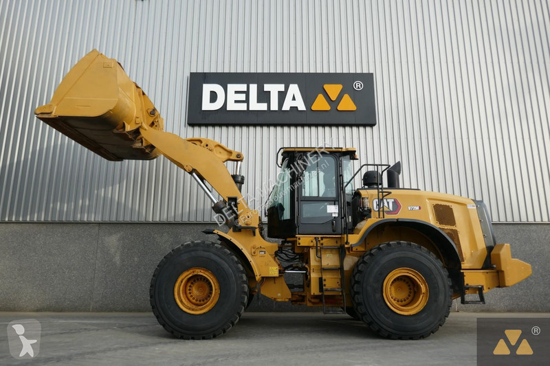 Nakladač Caterpillar 972M