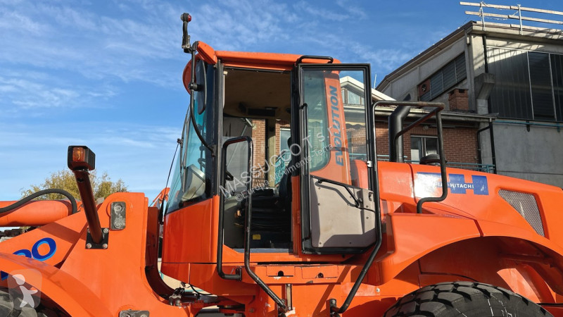 Фронтальный погрузчик Fiat-Hitachi