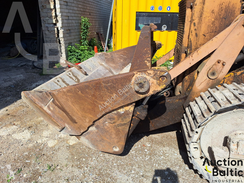 مُحمّلة Komatsu 1