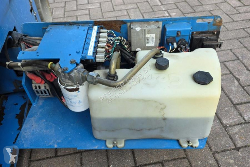 منصة تلسكوبية Genie Electric, Batteries 2025,...