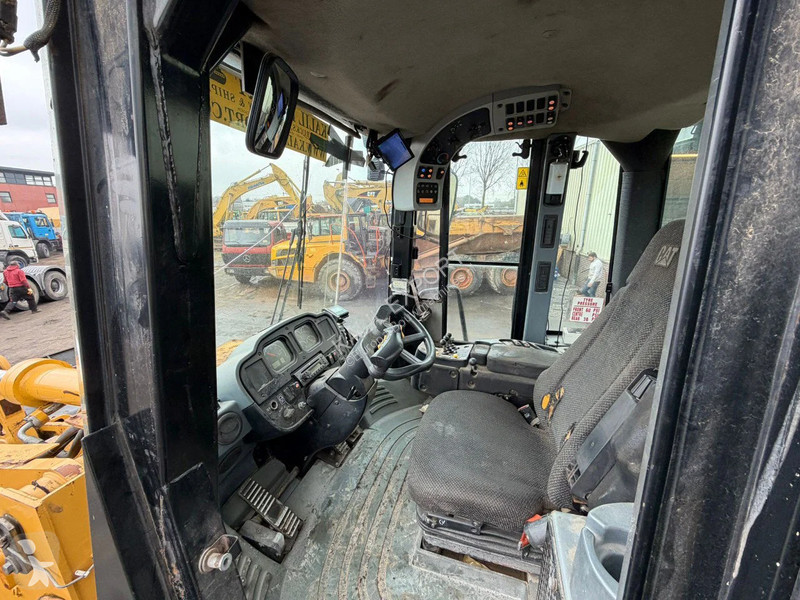 Nakladač Caterpillar H Wheel Loader CE Low...