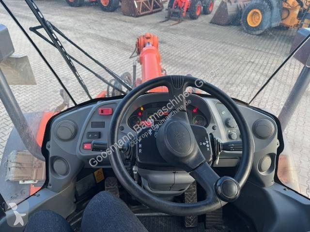 مُحمّلة Hitachi 1806