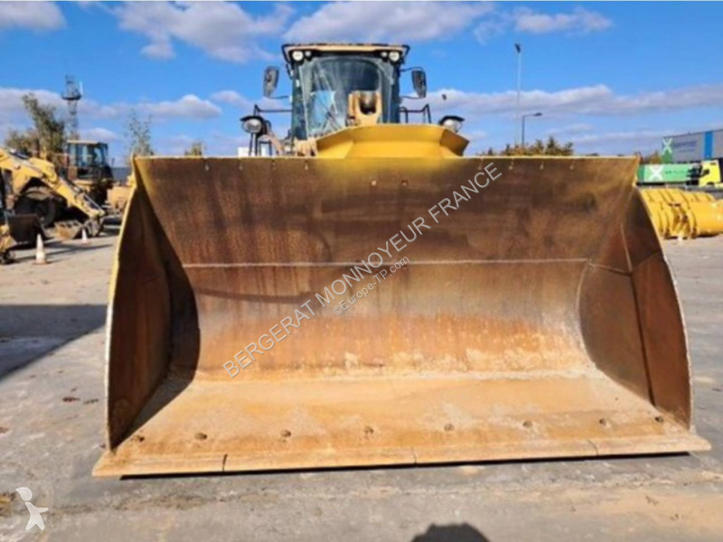 Pá carregadora Caterpillar 972M