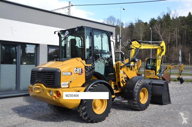 Nakladač Caterpillar 908 M