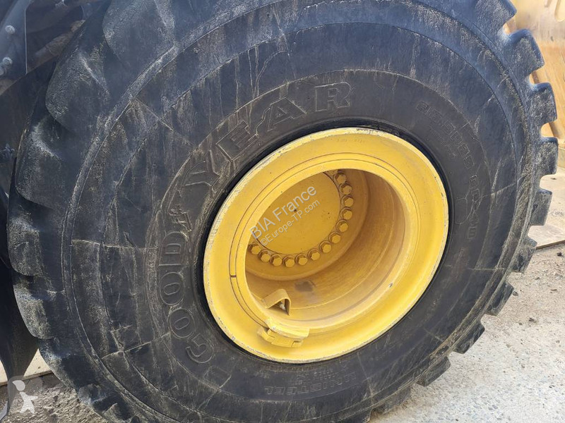 Chargeuse Komatsu WA485-11E0