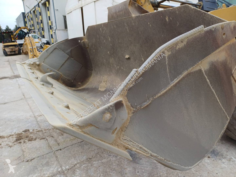 Nakladač Caterpillar 950GC