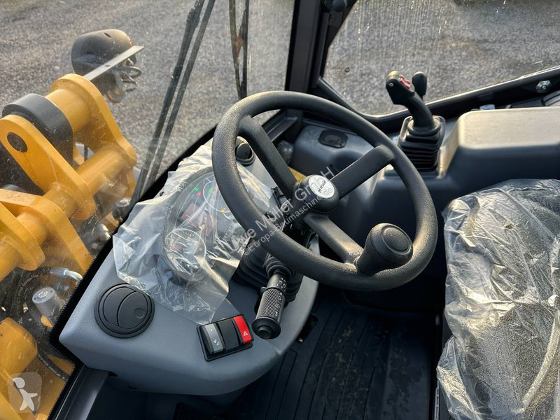 مُحمّلة Mecalac AX 700 Radlader netto 41.000 EUR