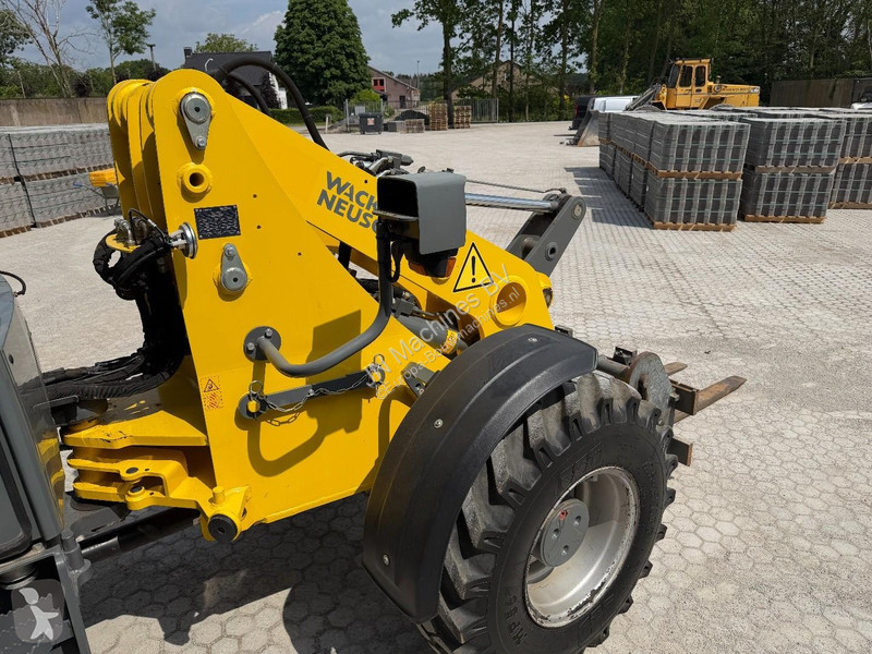 Nakladač Wacker Neuson WL 54 LOW HOURS