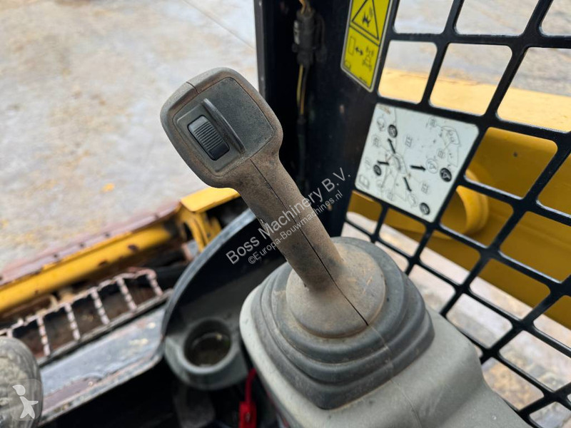 Nakladač Caterpillar 259D - Two-Speed Compact...