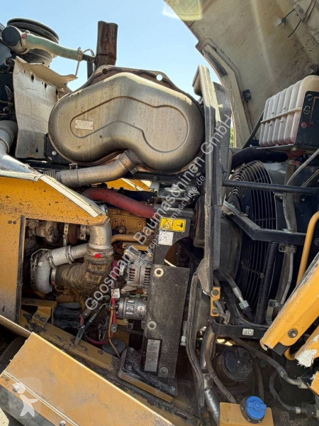Nakladač Caterpillar 950