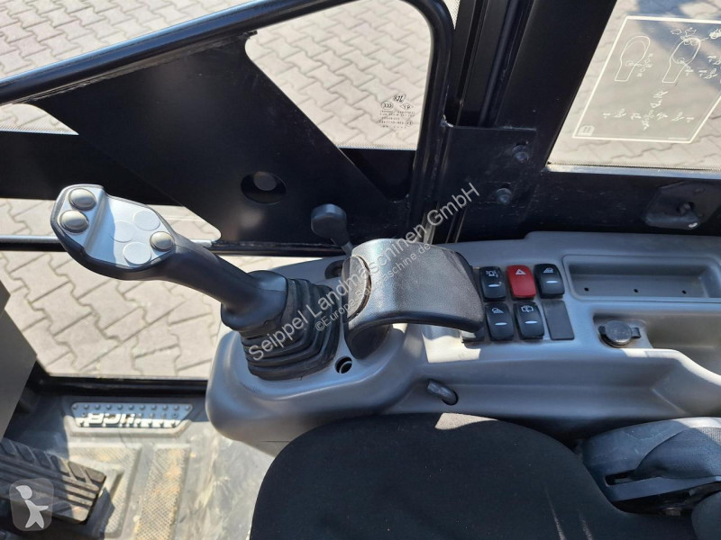 Læssemaskine JCB PLUS CAB EURO DEMO