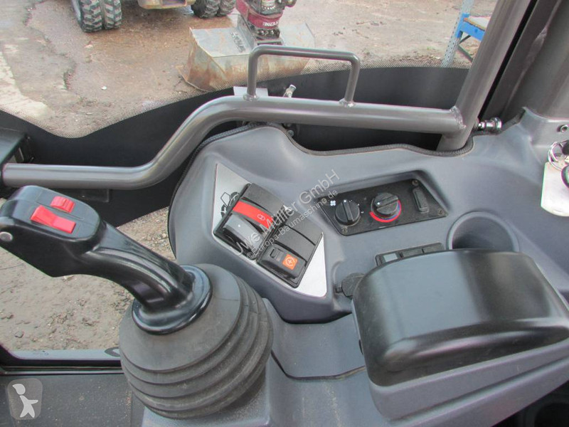 مُحمّلة Mecalac AF 1050 Radlader 42.500 EUR