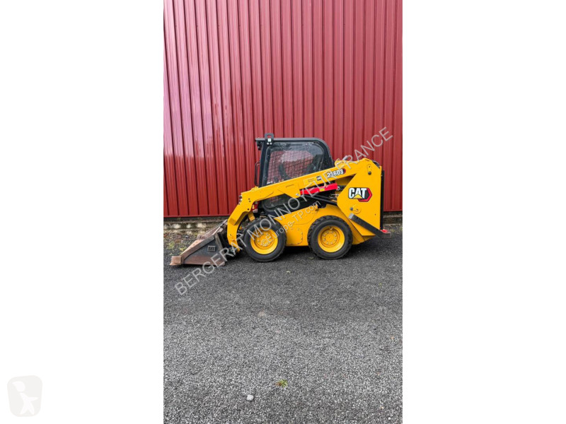 Chargeuse Caterpillar 236D3