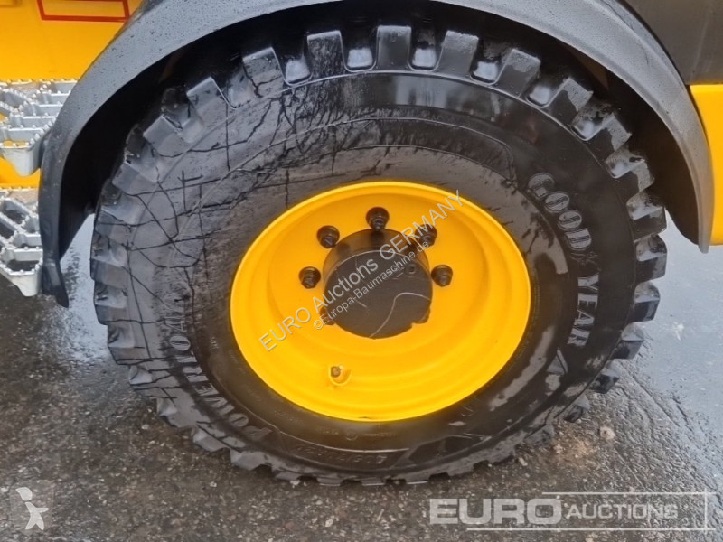 Incarcator JCB 409