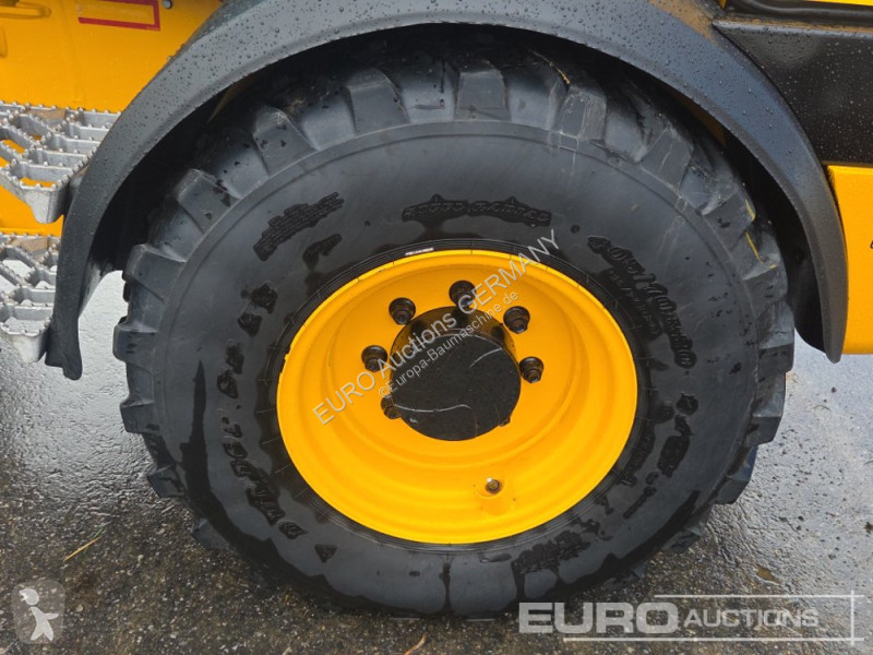Shovel JCB 409