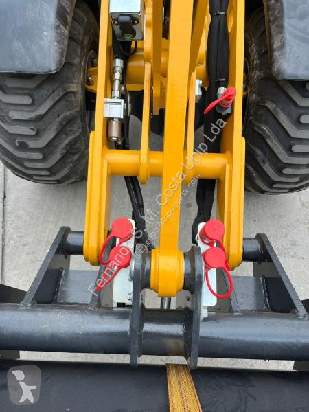 Nakladač Kubota  H220 0.5m3