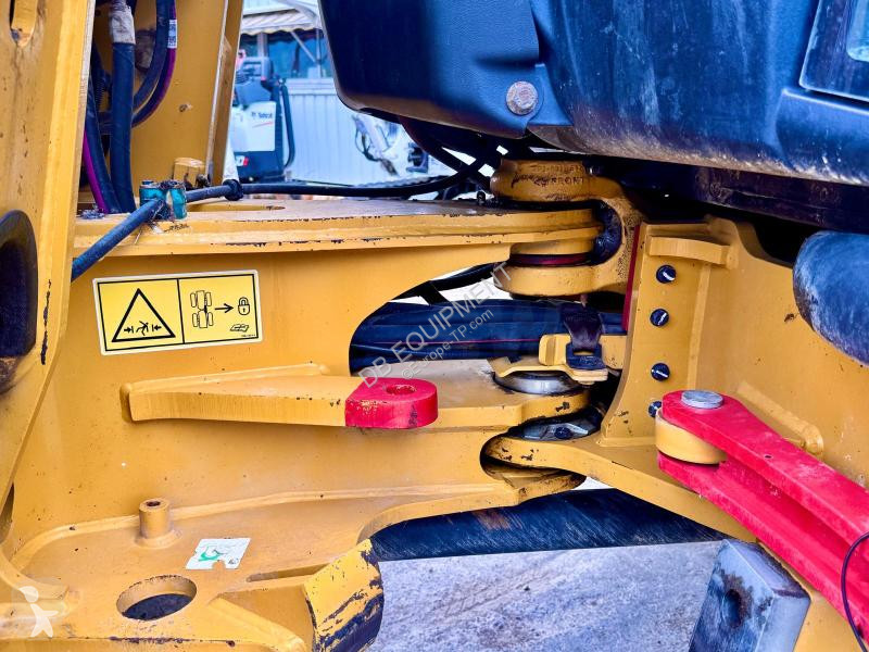 مُحمّلة Caterpillar M Chargeuse sur pneus 6T
