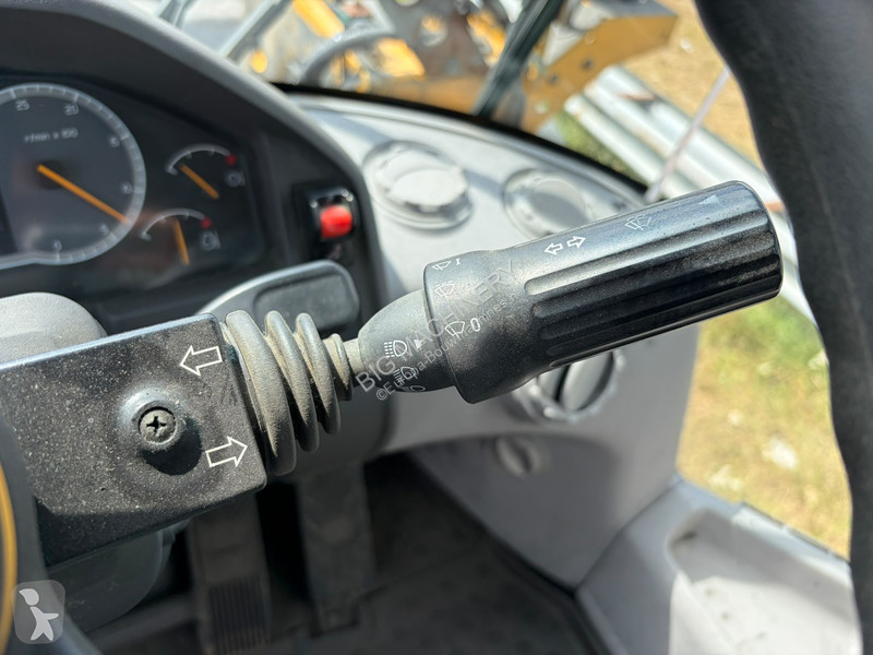 Nakladač Volvo