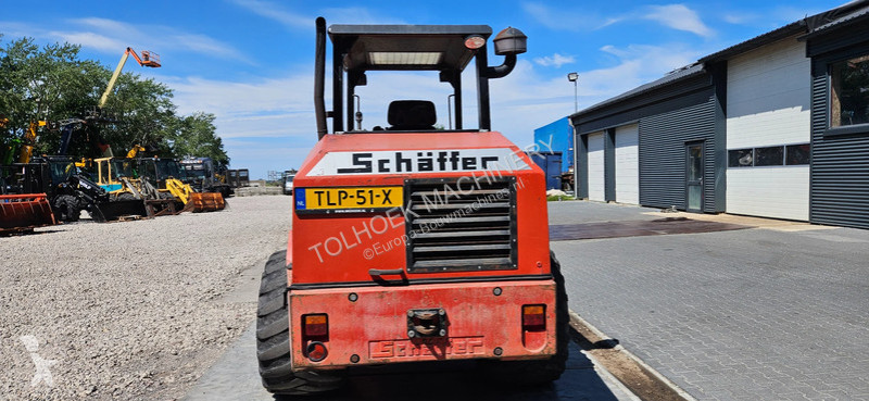Nakladač Schäffer 870TD