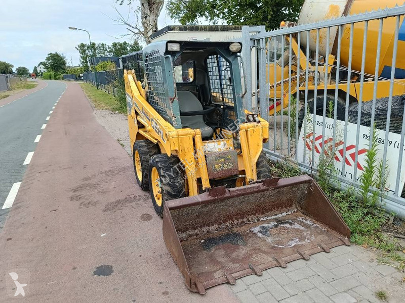 Nakladač Gehl 3840 schranklader bobcat skidsteer