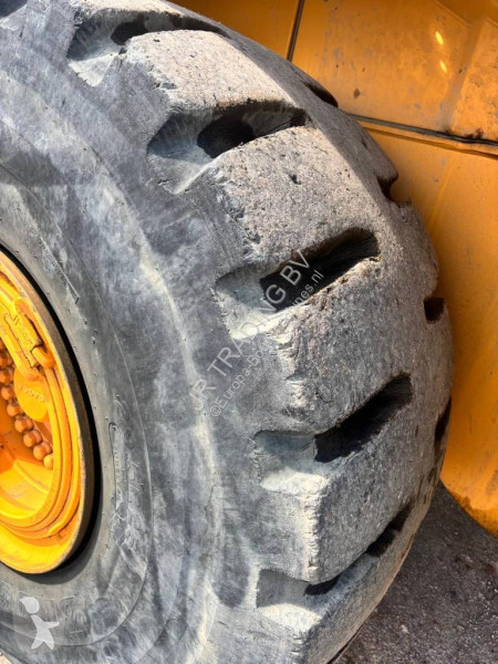 مُحمّلة Volvo L 220 H
