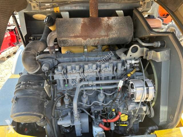 مُحمّلة Kramer 750 Radlader netto 25.000 EUR