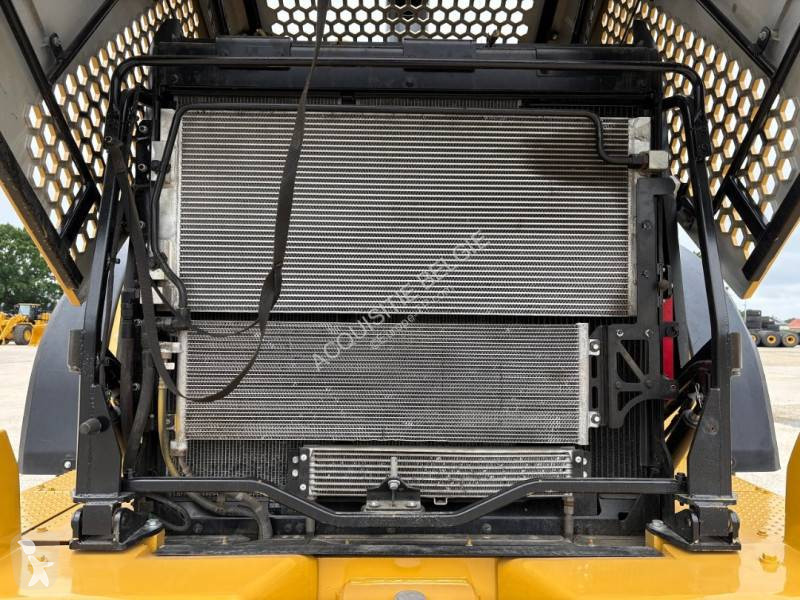 Nakladač Caterpillar 980K