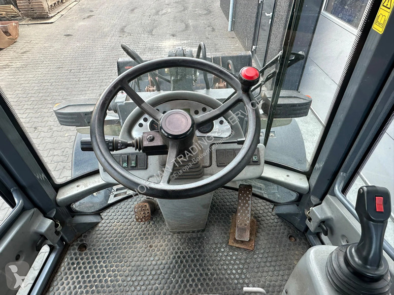 Nakladač Terex