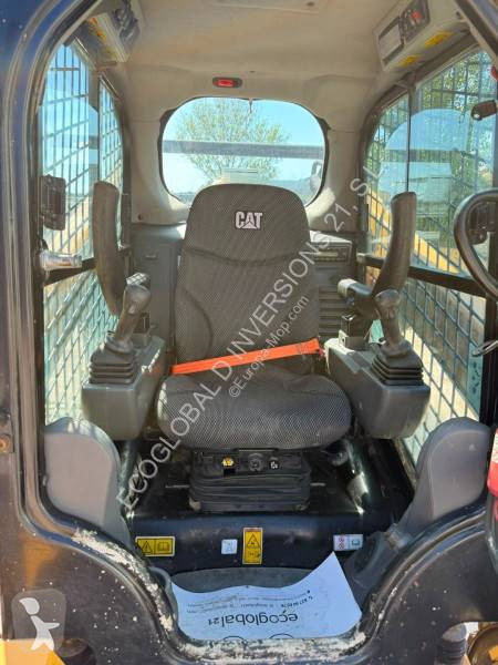 Chargeuse Caterpillar 262 D3