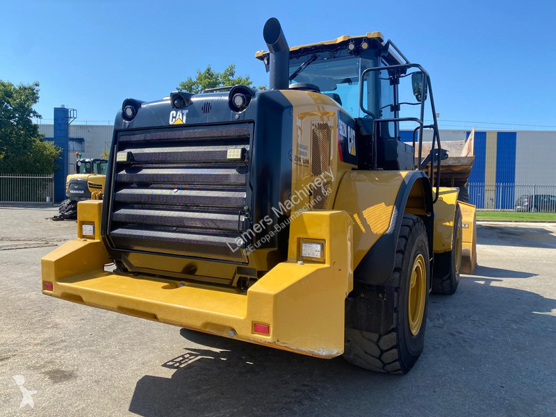 مُحمّلة Caterpillar 962 M .