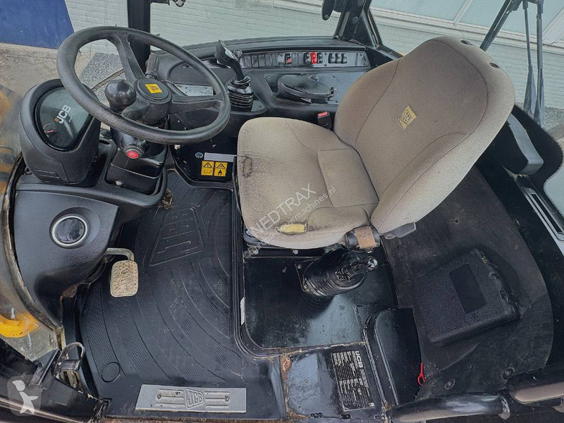 Chargeuse JCB T4