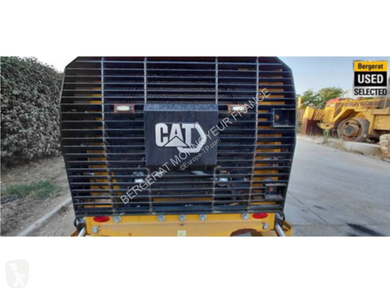 Chargeuse Caterpillar 953K