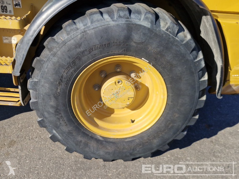 Chargeuse Caterpillar 908M