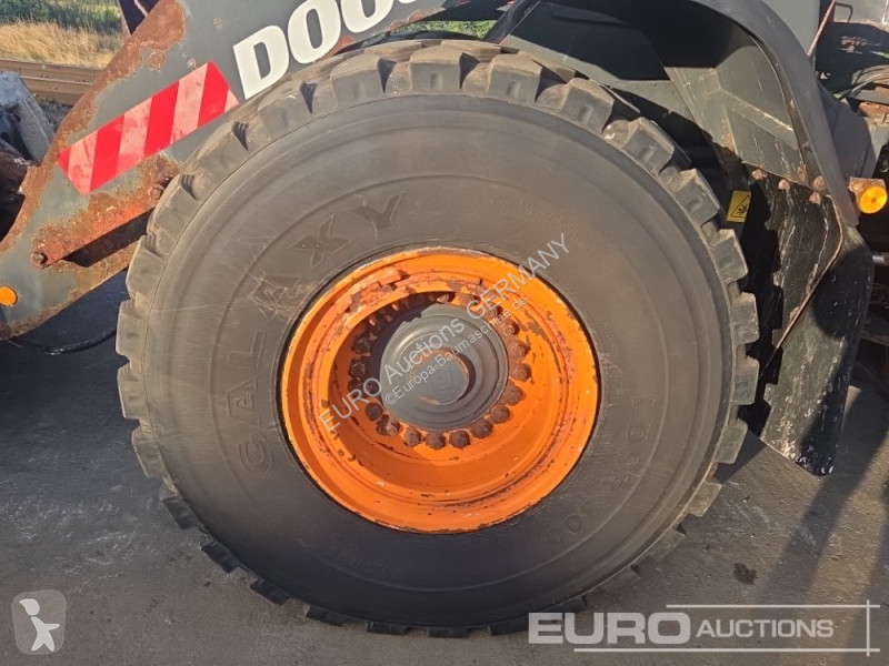Doosan DL380-7 loader