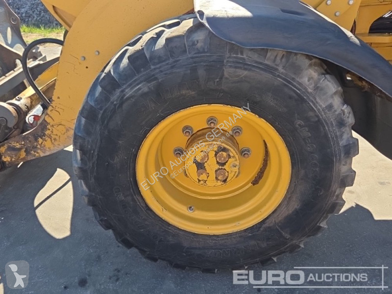 Товарач Caterpillar