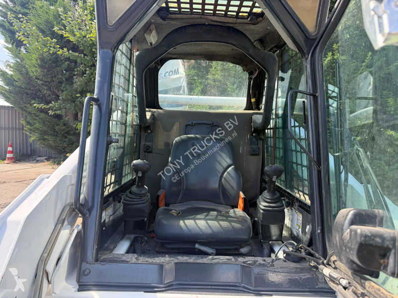 Chargeuse Bobcat SKIDSTEER Closed Cabine High...