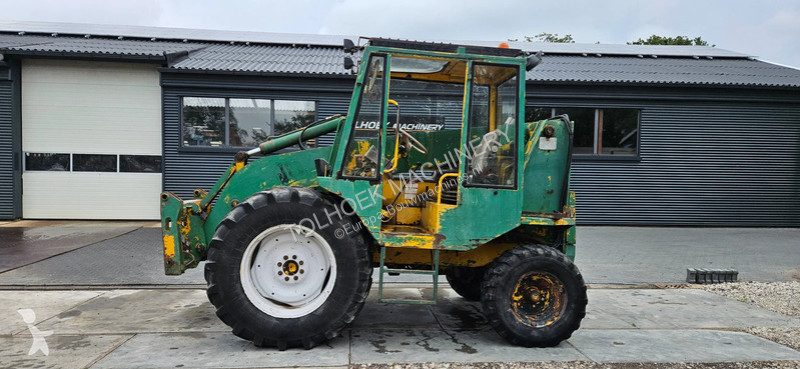 Shovel JCB 520M