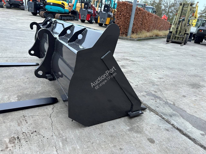 Chargeuse  WL816T