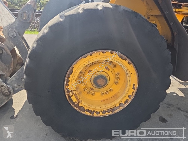 Навантажувач Volvo