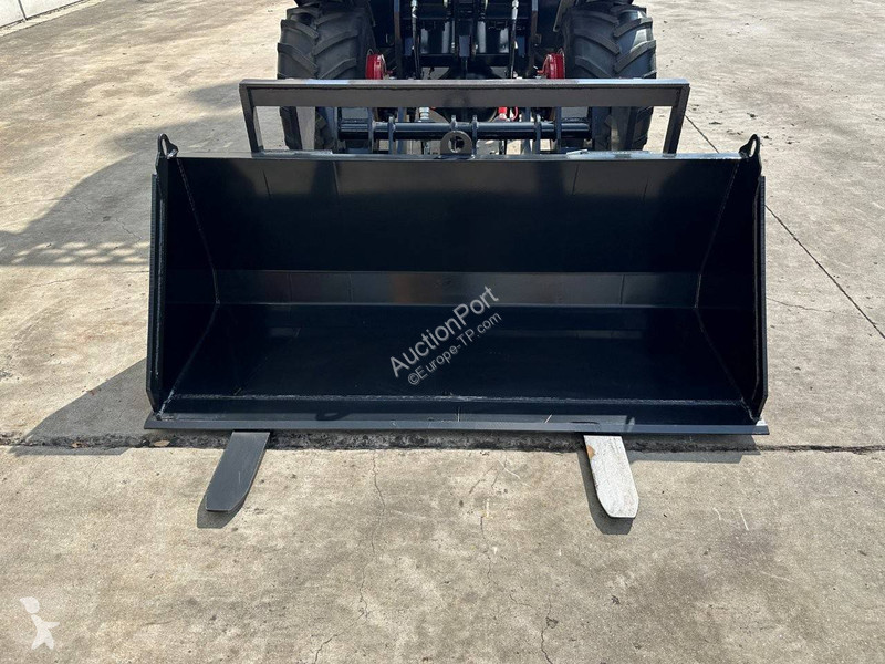 MINI 780T loader