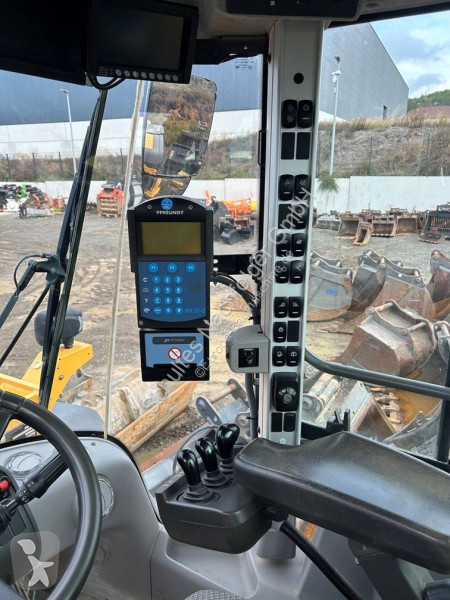 Volvo  loader