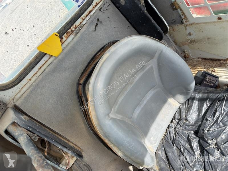 Chargeuse IHI 2041 Skid Steer Loader
