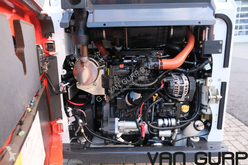 مُحمّلة Bobcat T 450 | 2023 | 90h