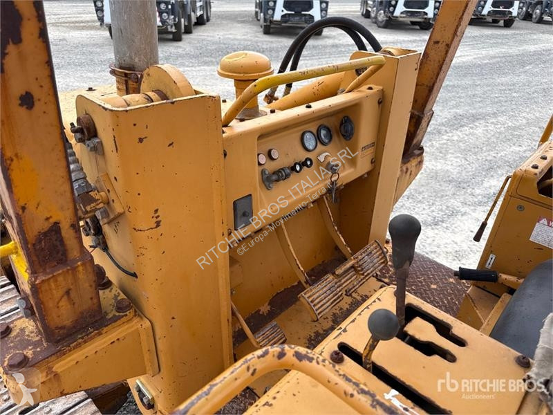 Pala cargadora Komatsu 16 Crawler Loader
