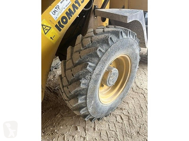 Lastare Komatsu 753