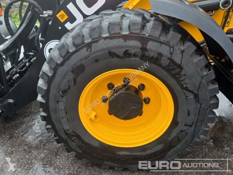 Incarcator JCB 409