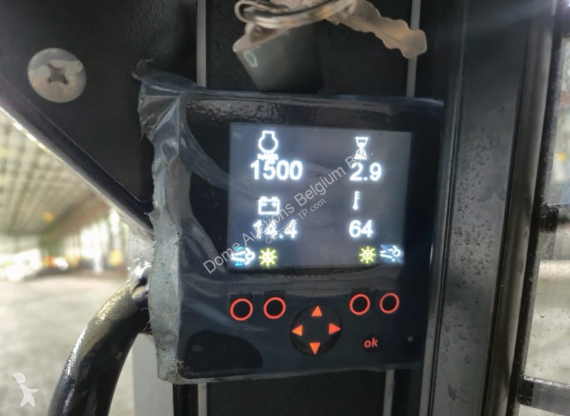 Pá carregadora Gehl RT105EU