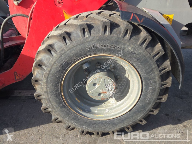 Lastare Volvo L28F