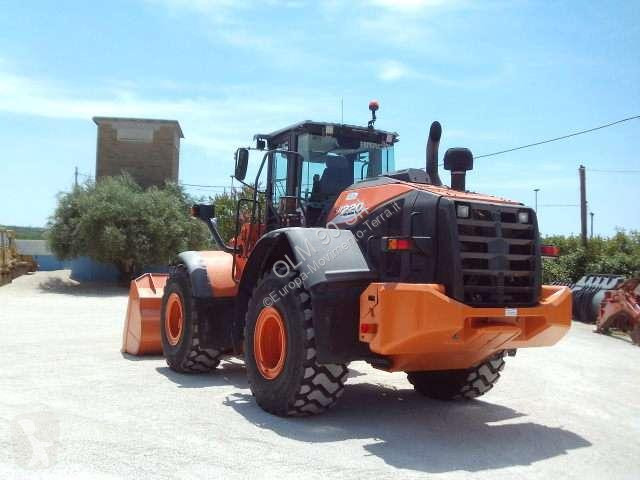 Chargeuse Hitachi 6